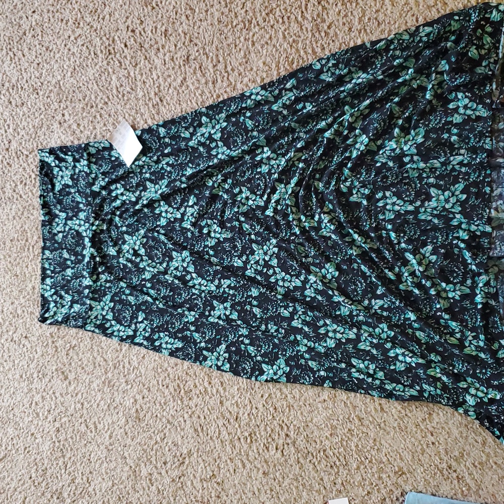 NWT LuLaRoe Black and Teal Floral Maxi Skirt